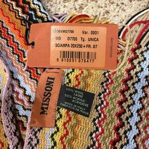 NWT Missoni Multicolor Zigzag Knit Striped Fringe Scarf
